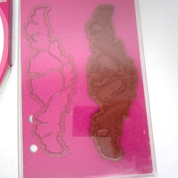 Heartfelt Creations Garland of Bells Christmas Holiday Stamp and Die Combo - Picture 3 of 3